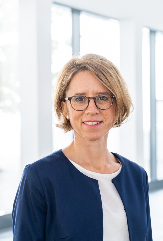 Ansprechpartnerin Veronika Stoll